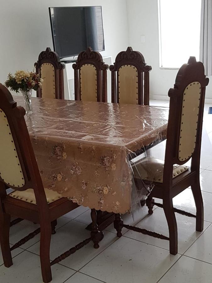 Sobrado 4 Amplo E Confortavel Em Condominio كورومبا المظهر الخارجي الصورة